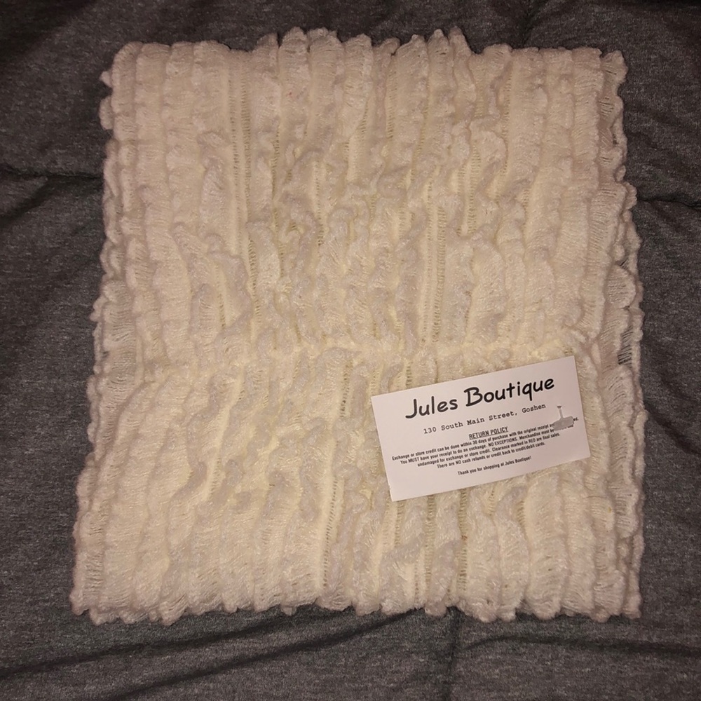 Infinity scarf